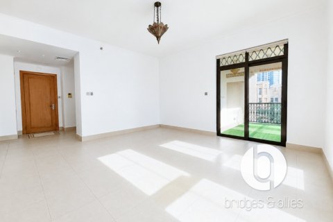 Apartment in Old Town, Dubai 2 bedrooms, 133 sq.m. № 135102 - photo 6