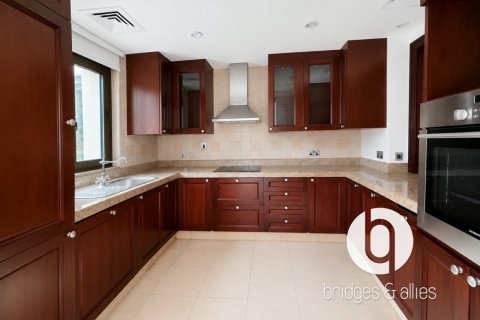 Apartment in Old Town, Dubai 2 bedrooms, 133 sq.m. № 135102 - photo 12