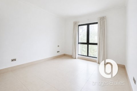 Apartment in Old Town, Dubai 2 bedrooms, 133 sq.m. № 135102 - photo 9