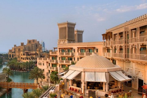 Apartment in Dubai 4 bedrooms, 247.2 sq.m. № 12378 - photo 6