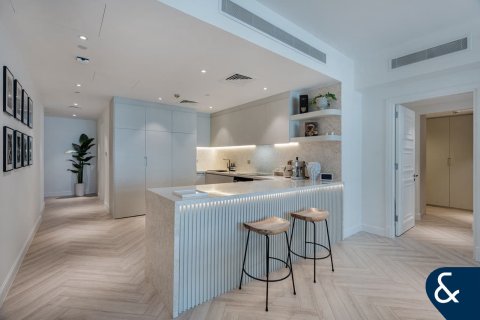 Купить квартиру в Golden Mile, Пальма Джумейра, Дубай: 2 спальни, 175м², № 75286 - фото 1