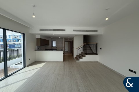 Купить таунхаус в Damac Lagoons, Дубай: 5 спален, 210м², № 75287 - фото 12