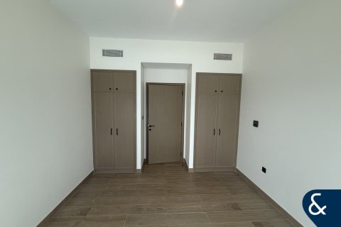 Купить таунхаус в Damac Lagoons, Дубай: 5 спален, 210м², № 75287 - фото 13