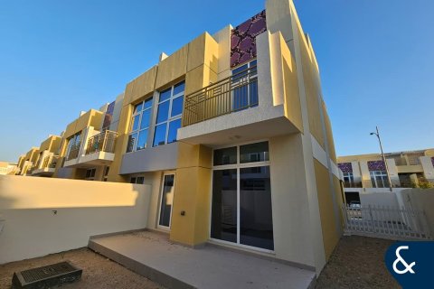 Купить таунхаус в DAMAC Hills (Akoya by DAMAC), Дубай: 3 спальни, 193м², № 75285 - фото 7