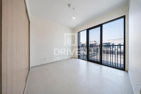Townhouse in Jebel Ali, Dubai 4 bedrooms, 254.74 sq.m. № 129383 - photo 4
