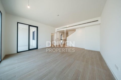 Townhouse in Jebel Ali, Dubai 4 bedrooms, 252.05 sq.m. № 129384 - photo 2