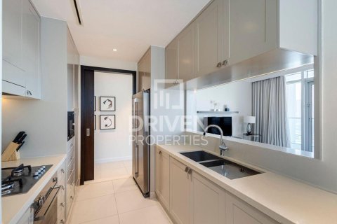 Apartment in The Address Residence Fountain Views, Downtown Dubai (Downtown Burj Dubai), Dubai 2 bedrooms, 134.9 sq.m. № 129382 - photo 12