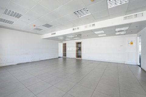 Office in Sheikh Zayed Road, Dubai 744.3 sq.m. № 16757 - photo 6