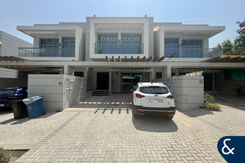 Maison de ville à Al Furjan, Dubai, 4 chambres, 302 m², № 75708 - photo 1