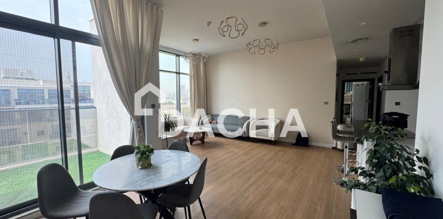 Apartment in Motor City, Dubai 2 bedrooms, 165 sq.m. № 105191
