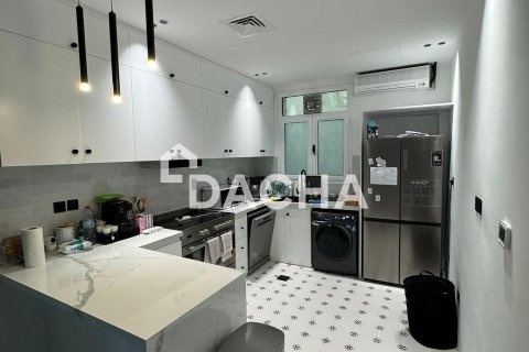 Townhouse in Liwan, Dubai Land, Dubai 3 bedrooms, 212 sq.m. № 105195 - photo 11