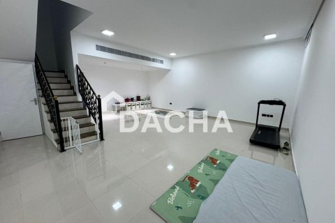 Townhouse in Liwan, Dubai Land, Dubai 3 bedrooms, 212 sq.m. № 105195 - photo 13