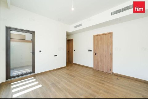 Townhouse in Dubai 4 bedrooms, 145.5 sq.m. № 137560 - photo 4