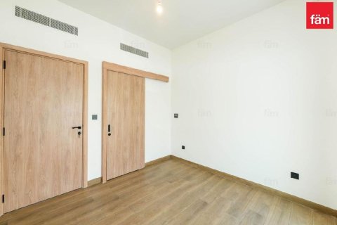 Townhouse in Dubai 4 bedrooms, 145.5 sq.m. № 137560 - photo 2