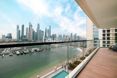 Купить квартиру в EMAAR Beachfront, Dubai Harbour, Дубай: 3 спальни, 163м², № 43640 - фото 1