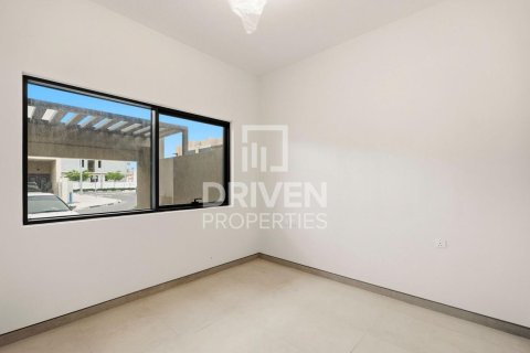 Villa in Murooj Al Furjan, Al Furjan, Dubai 4 bedrooms, 223.99 sq.m. № 138847 - photo 8