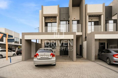 Villa en Murooj Al Furjan, Al Furjan, Dubai, 4 dormitorios, 223.99 m², № 138847