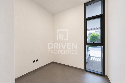 Снять в аренду таунхаус в Ruba, Arabian Ranches 3, Дубай: 4 спальни, 249.54м², № 138846 - фото 8