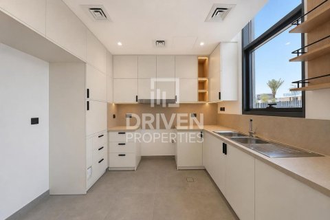 Снять в аренду таунхаус в Ruba, Arabian Ranches 3, Дубай: 4 спальни, 249.54м², № 138846 - фото 13