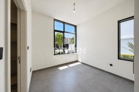 Снять в аренду таунхаус в Ruba, Arabian Ranches 3, Дубай: 4 спальни, 249.54м², № 138846 - фото 3