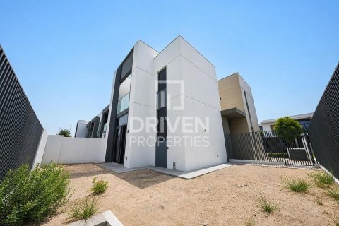 Снять в аренду таунхаус в Ruba, Arabian Ranches 3, Дубай: 4 спальни, 249.54м², № 138846 - фото 24