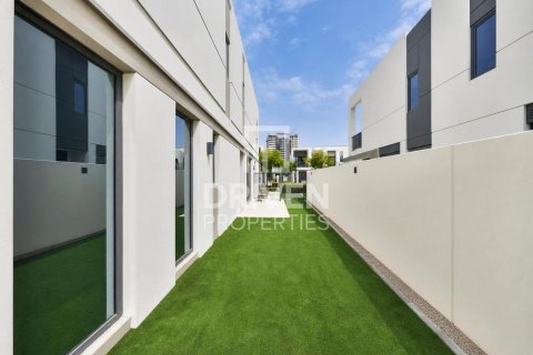 Townhouse in Tilal Al Ghaf, Dubai 4 bedrooms, 221.67 sq.m. № 138848 - photo 25