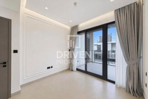 Townhouse in Tilal Al Ghaf, Dubai 4 bedrooms, 221.67 sq.m. № 138848 - photo 8