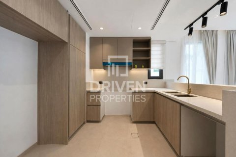 Townhouse in Tilal Al Ghaf, Dubai 4 bedrooms, 221.67 sq.m. № 138848 - photo 14
