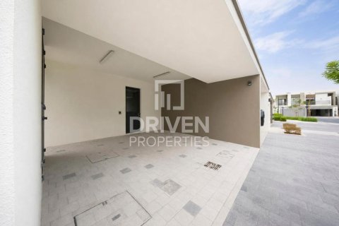 Townhouse in Tilal Al Ghaf, Dubai 4 bedrooms, 221.67 sq.m. № 138848 - photo 22