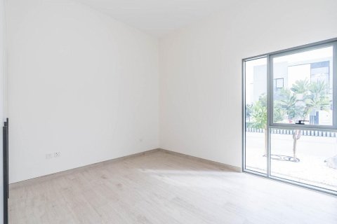 Villa in Al Furjan, Dubai 4 bedrooms, 602.19 sq.m. № 138912 - photo 21