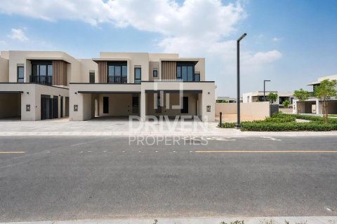 Villa en Jebel Ali, Dubai, 4 dormitorios, 456.71 m², № 138845
