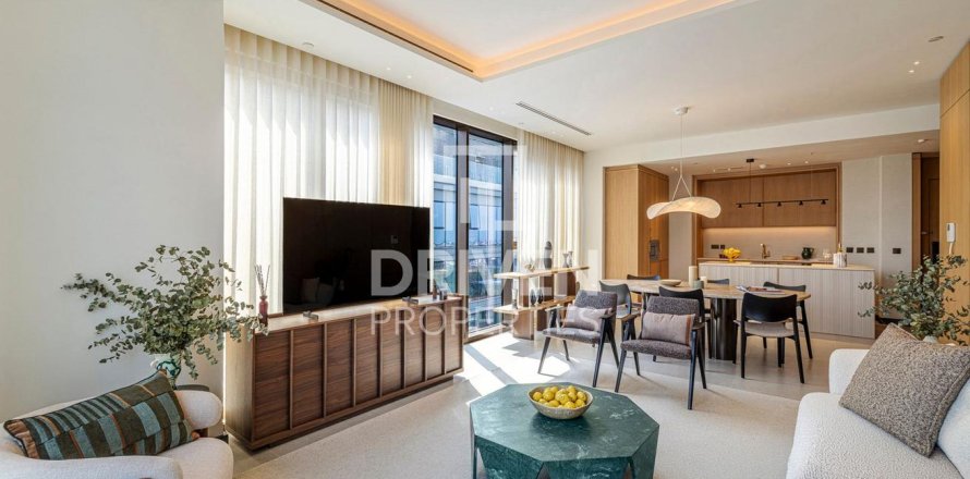 Apartment in Al Wasl, Dubai 3 bedrooms, 186.55 sq.m. № 135937