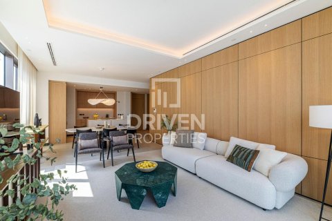 Apartment in Al Wasl, Dubai 3 bedrooms, 186.55 sq.m. № 135937 - photo 15