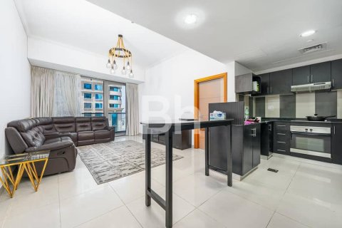 Снять в аренду квартиру в Дубай Марине, Дубай: 2 спальни, 134м², № 23383 - фото 1