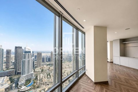 Apartment in Downtown Dubai (Downtown Burj Dubai), Dubai 2 bedrooms, 175.31 sq.m. № 140226 - photo 2