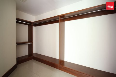 Appartement à Palm Jumeirah, Dubai, 1 chambre, 121.3 m², № 123146 - photo 9