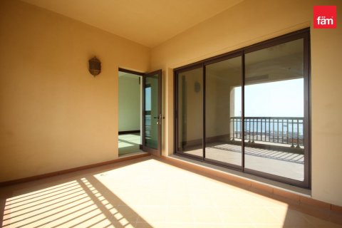 Appartement à Palm Jumeirah, Dubai, 1 chambre, 121.3 m², № 123146 - photo 4