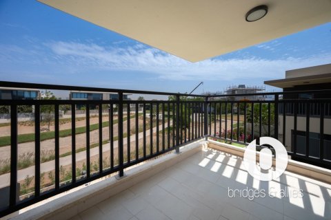 Villa in Dubai Hills Estate, Dubai 5 bedrooms, 254 sq.m. № 132981 - photo 16
