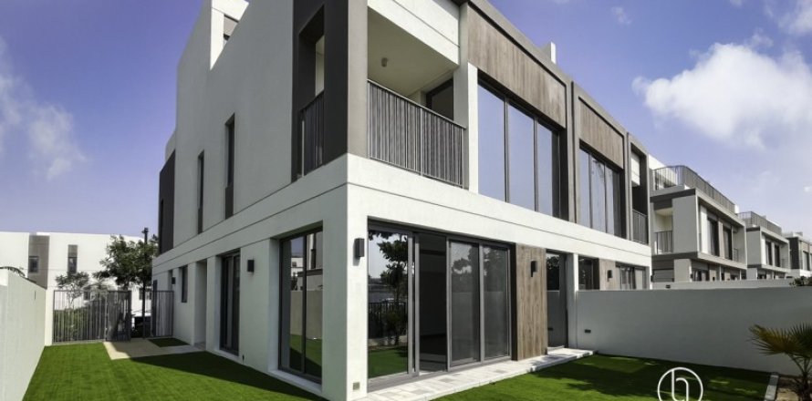 Villa in Tilal Al Ghaf, Dubai 4 bedrooms, 311 sq.m. № 132982