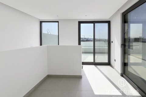 Villa in Tilal Al Ghaf, Dubai 4 bedrooms, 311 sq.m. № 132982 - photo 21