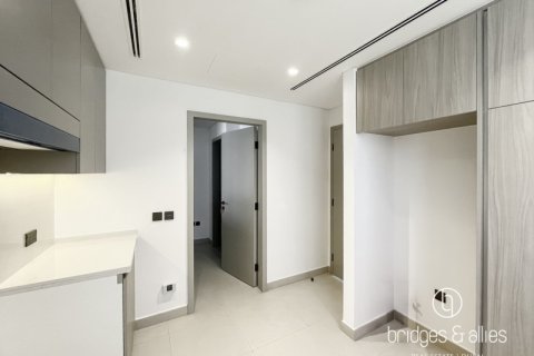 Villa in Tilal Al Ghaf, Dubai 4 bedrooms, 311 sq.m. № 132982 - photo 24