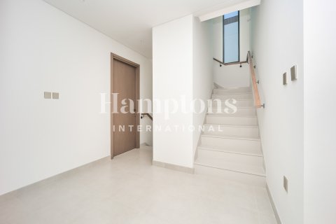 Villa in Arabian Ranches 3, Dubai 4 bedrooms, 384.897 sq.m. № 92228