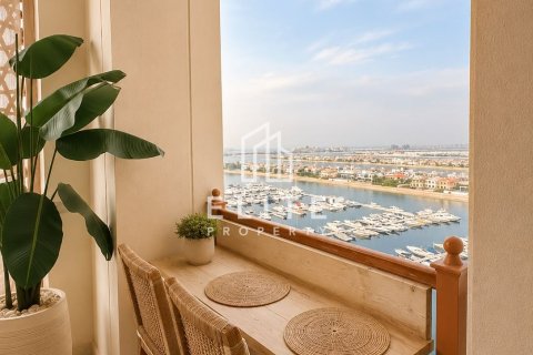 Apartment in Marina Residences, Palm Jumeirah, Dubai 2 bedrooms, 165 sq.m. № 124950 - photo 15