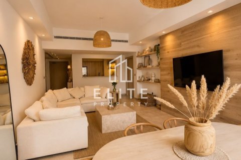 Apartment in Marina Residences, Palm Jumeirah, Dubai 2 bedrooms, 165 sq.m. № 124950 - photo 2