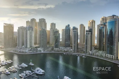 Apartment in Dubai Marina, Dubai 2 bedrooms, 121 sq.m. № 62146 - photo 14