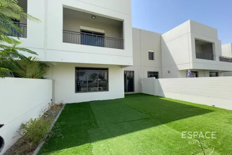 Villa en Dubai, 3 dormitorios, 207 m², № 62149 - foto 2