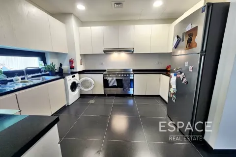 Villa in DAMAC Hills (Akoya by DAMAC), Dubai 3 bedrooms, 192 sq.m. № 62148 - photo 6