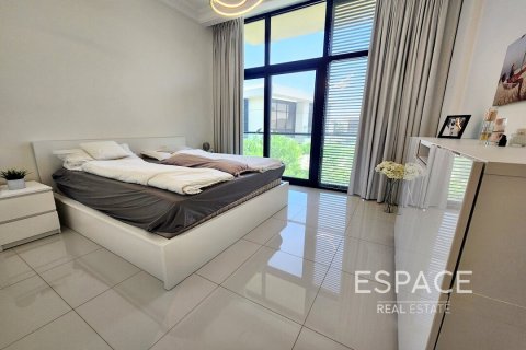 Villa in DAMAC Hills (Akoya by DAMAC), Dubai 3 bedrooms, 192 sq.m. № 62148 - photo 14