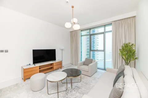 Apartment in Dubai Harbour, Dubai 1 bedroom, 68 sq.m. № 62145 - photo 2