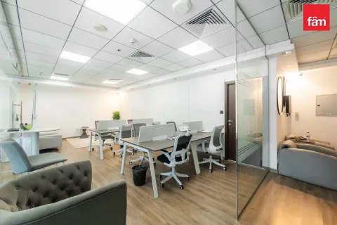 Bureau à Business Bay, Dubai, 104.8 m², № 119213 - photo 6